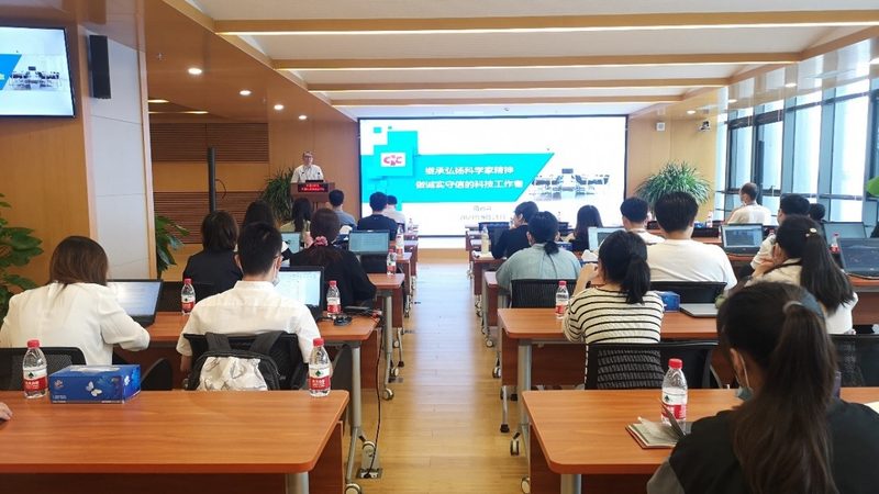 技能培训与学历教育：职场进阶的双轨并行之路