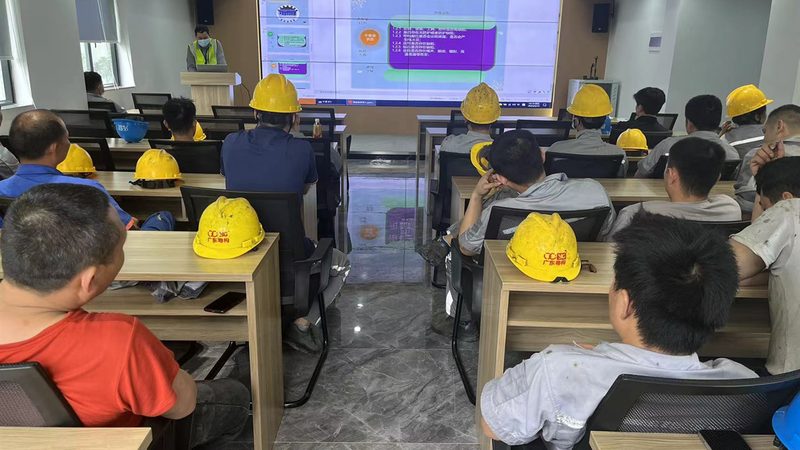 技能培训学校报名流程：揭秘职场进修者的第一步
